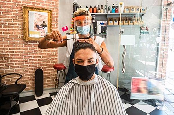 Thumbnail photo for England update: use of visors and goggles in salons and barbershops