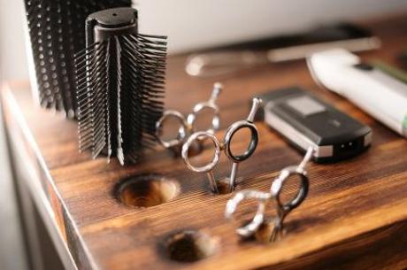 NHBF Welcomes New HMRC Guidance on Employment Status for Hair, Beauty and Barbering Professionals